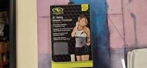 lot 41 image: Athletic 8 Wide Waist Trimer (NEW)