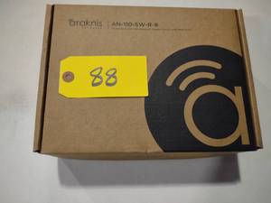 lot 88 image: Araknis AN-110 Gigabit Switch...