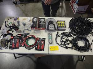 lot 271 image: Assorted Cables...