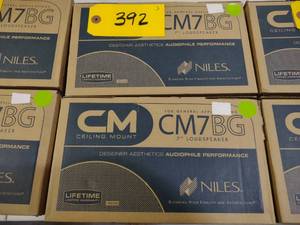 lot 392 image: (2) Niles CM7BG Speakers...