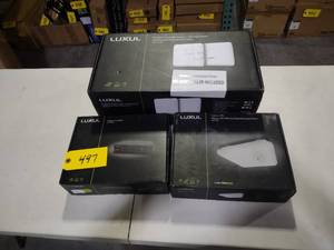 lot 497 image: Luxul XWC-1000 Wireless Controller ...