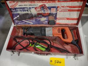 lot 580 image: Milwaukee Sawzall...