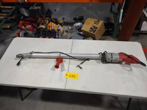 lot 588 image: Milwaukee Heavy Duty  12 Long Rea...
