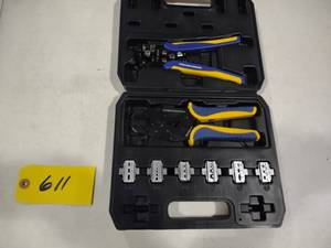 lot 611 image: Haisstronica Wire Stripper & Crimpe...