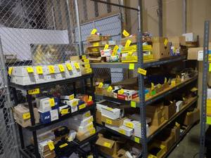 lot 632 image: Shelf Unit 48x96x84, No Contents, C...