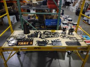 lot 686A image: Movie Dcor...