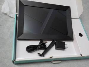 lot 14 image: Digital Picture Frame WIFI 10 Smar...