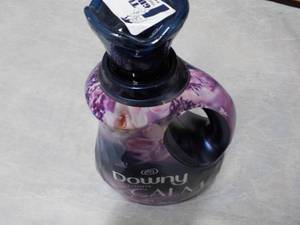lot 42 image: 56 oz Bottles Downy infusions Calm ...