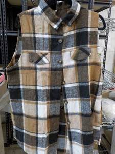 lot 53 image: Womens XXL Flannel Vest New from A...