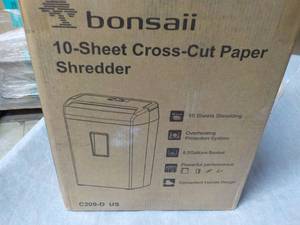 lot 103 image: Bonsaii 10 Sheet Cross Cut Paper Sh...