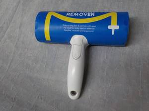 lot 111 image: Pet Hair Remover...