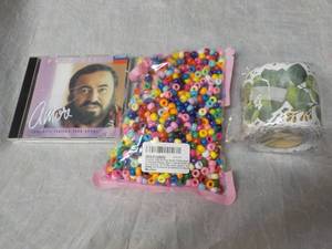 lot 140 image: Beads, CD and Dcor...