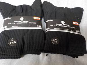 lot 200 image: 12 pair black Wear Proof Athletic S...