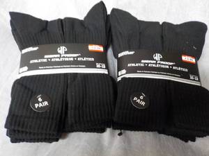 lot 201 image: 12 pair black Wear Proof Athletic S...