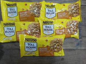 lot 215 image: 5 bags 11 oz Butterscotch Morsels...