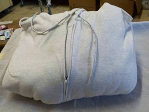 lot 269 image: 6 Grey Hooded Sweatshirts size 4XL...