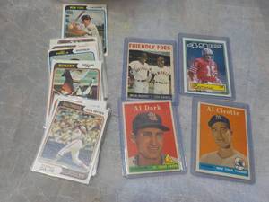 lot 283 image: Trading Cards...
