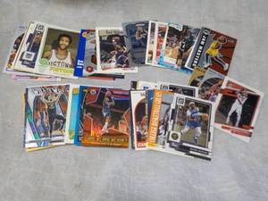 lot 286 image: Trading Cards...