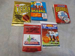 lot 292 image: Trading Cards...