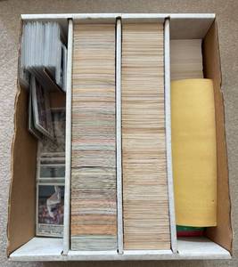 lot 182 image: Misc Bulk Baseball Cards