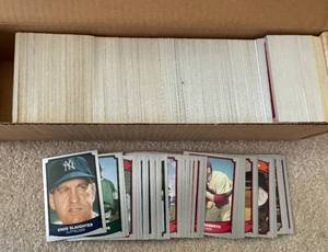 lot 206 image: 1989 Pacific Baseball Cards Bulk