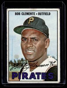 lot 10 image: Roberto Clemente 1967 Topps #400 Vintage Baseball Card