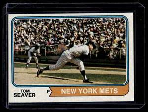 lot 62 image: Tom Seaver 1974 Topps #80 Vintage Baseball Card