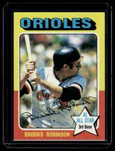 lot 72 image: Brooks Robinson 1975 Topps #50 Vintage Baseball Card