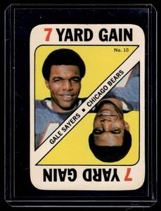 lot 121 image: Gale Sayers 1971 Topps Game Card #10 Vintage Football Card