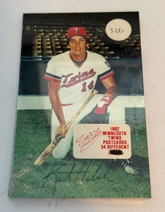 lot 234 image: 1983 Minnesota Twins 36 Card Team Set New in Package