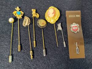lot 54 image: Lot of StickHat Pins - Some Vintage