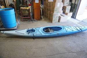 lot 2 image: Necky Manitou 14 Kayak with 2 paddles