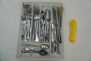 lot 16 image: Flatware and Flatware Drawer Organizer