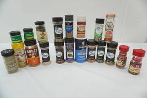 lot 25 image: Opened Spices Lot