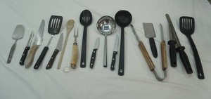 lot 107 image: kitchen cooking utensils