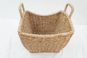 lot 111 image: Wicker Basket whandles 12x12x11