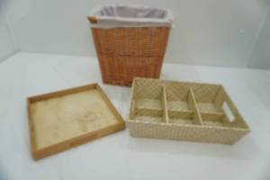 lot 116 image: 1 Wicker Wastebasket, 1 wooden tray, 1 woven organizer basket tray