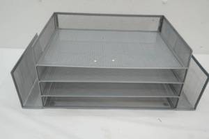 lot 144 image: Metal Office Organizer Basket