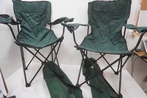 lot 215 image: 2 Camp chairs with cases, dark Green
