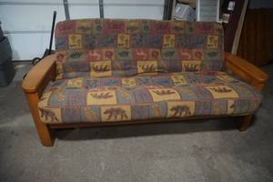 lot 256 image: Wooden Futon with Mattress