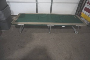 lot 262 image: Gander Mountain Camping Cot