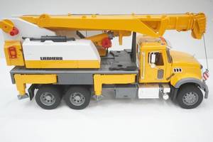 lot 277 image: Bruder MACK Granite Liebherr Crane Truck Toy. 2007.