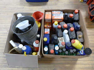 lot 31 image: 2 Boxes of Garage Liquids