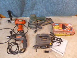 lot 35 image: 5 Power Tools