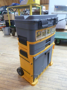 lot 64 image: Zag Rolling Toolbox Workshop
