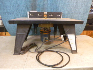 lot 73 image: Ryobi Router and Table