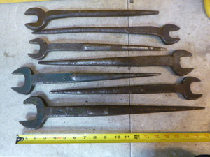 lot 74 image: 7 Heavy Duty Wrenches