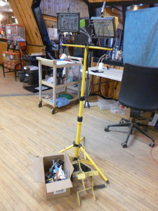 lot 133 image: Garage Items