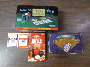 lot 152 image: Poker Playing Items