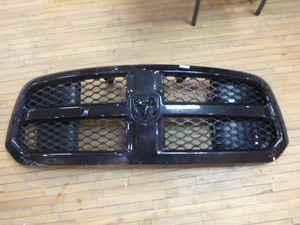 lot 198 image: Front Grill for Dodge Ram Pickup